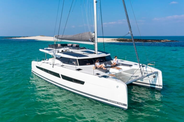 Nový katamaran Fountaine Pajot AURA 51